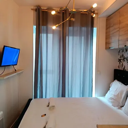 En 3eme Arrondissement Appartamento